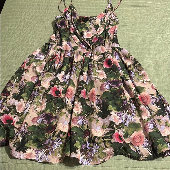 Floral Sleeveless Dress - Picture 1 of 3